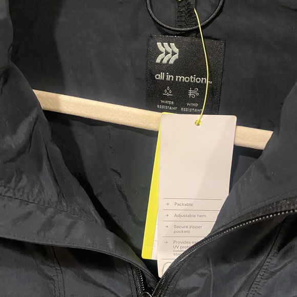 All In Motion Pullover - Picture 4 of 4